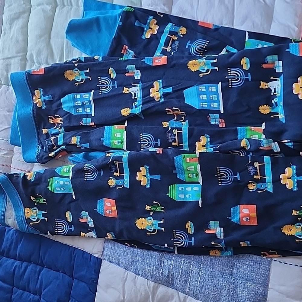 NWOT Hanukkah pajamas set - Picture 3 of 3